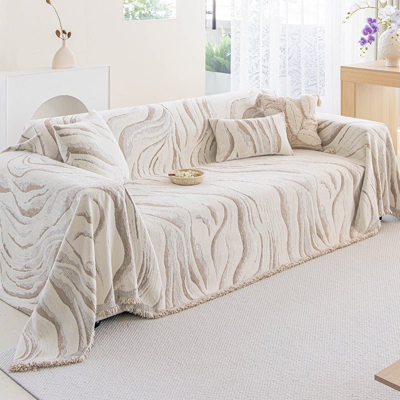 Mid-Century Plush Winter Throw