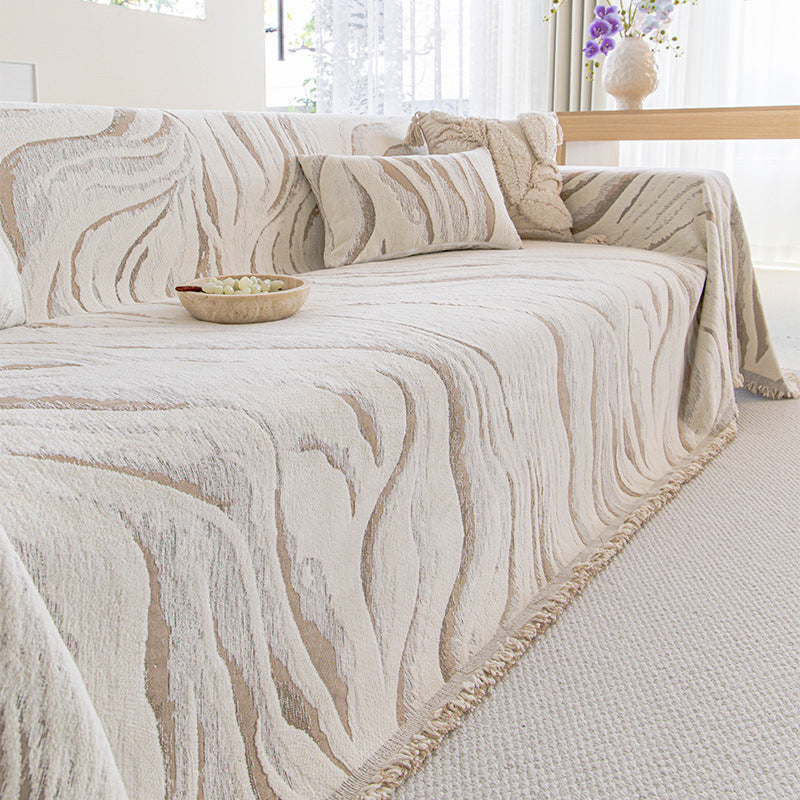 Mid-Century Plush Winter Throw