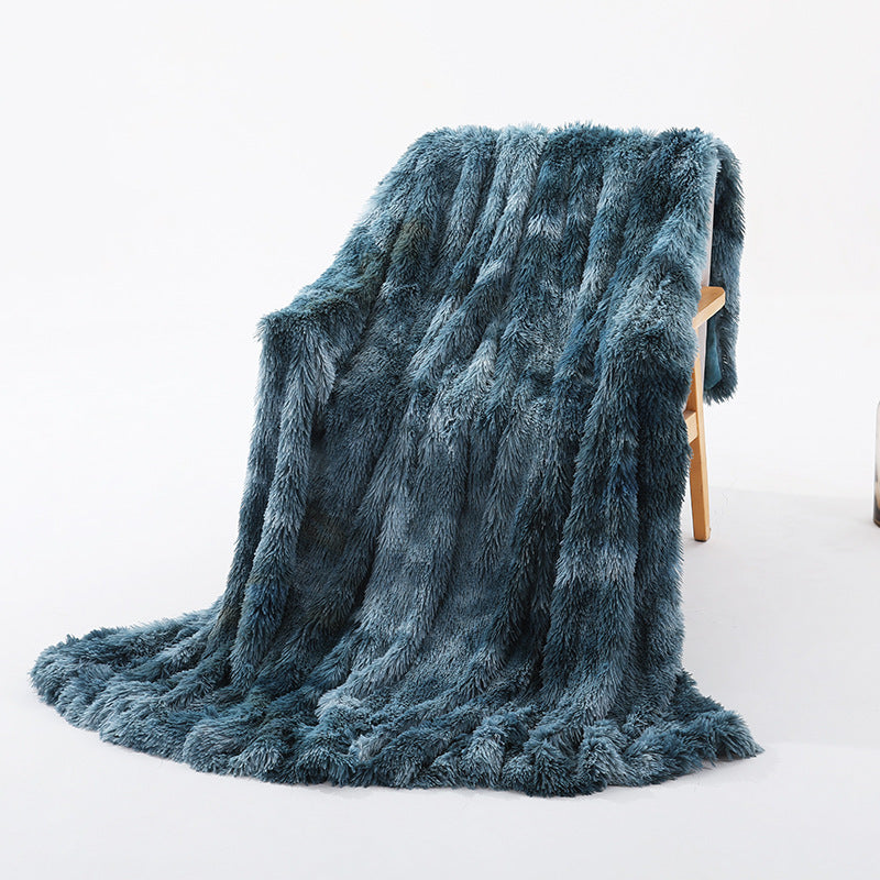 Shaggy Faux Fur Throw in Soft Neutral Tones