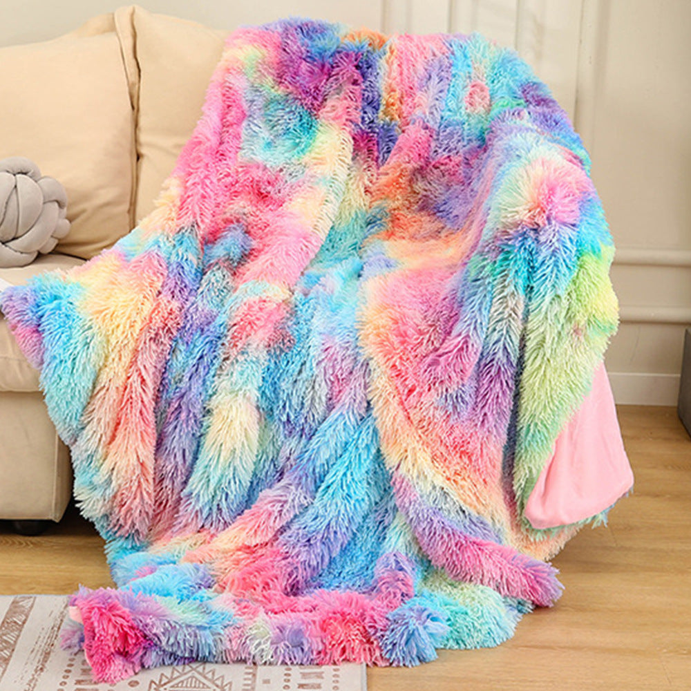 Shaggy Faux Fur Throw in Soft Neutral Tones