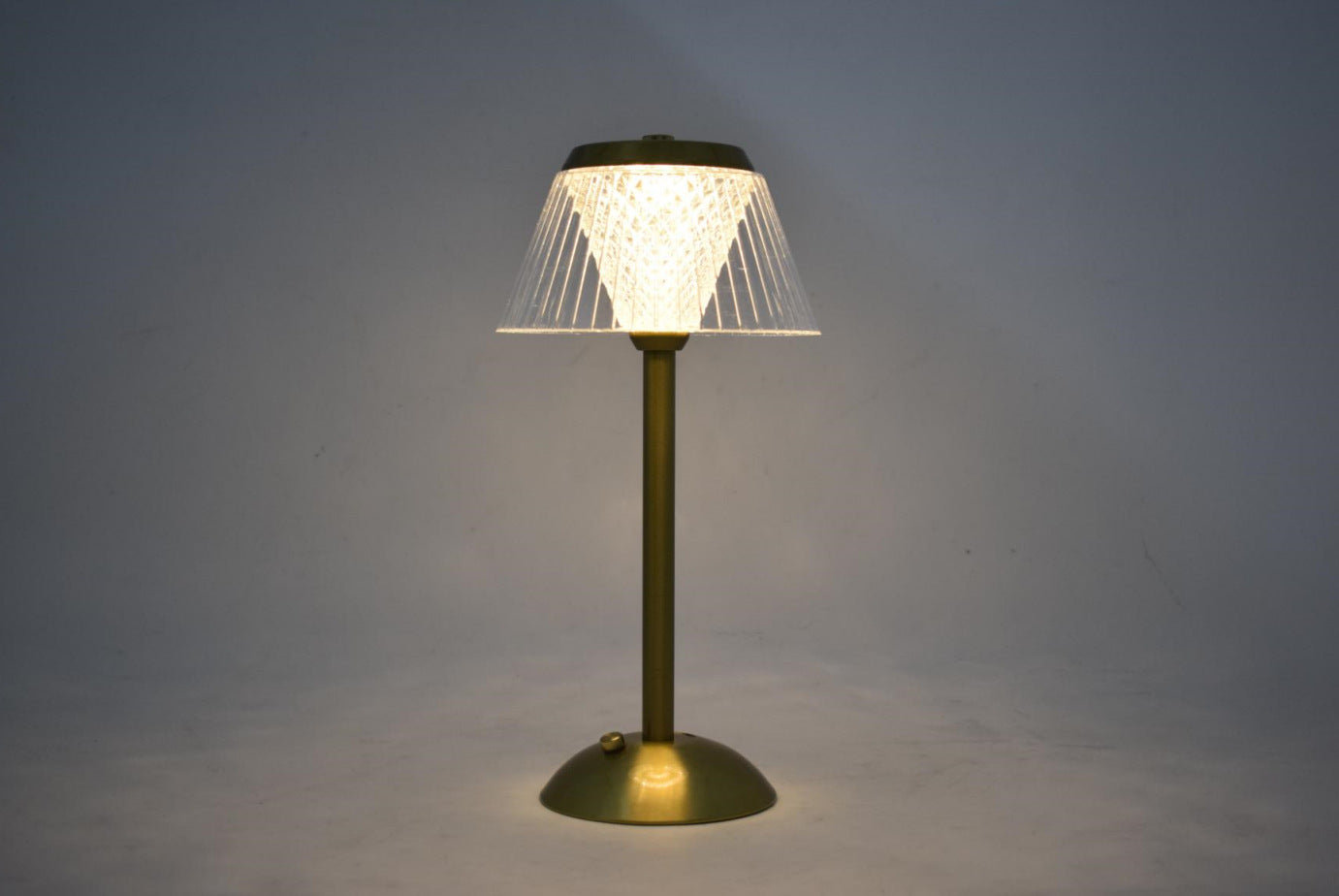 Retro Touch Bedside Lamp with USB Charging