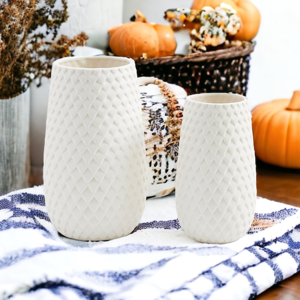 Diamond Weave Dolomite Vase, White
