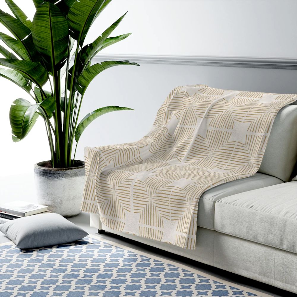 Patterned Plush Velveteen Throw Blanket